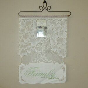 NWT Heritage Lace Family With Every Season A New Story Tree Wall Hanging 11"x16"